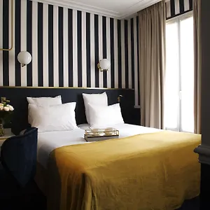 Lena Hotell Paris
