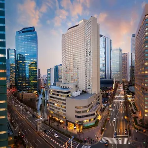 Hilton Япония